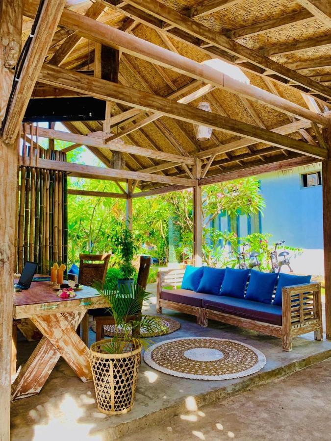 Oasis Villas Gili Trawangan Exterior photo